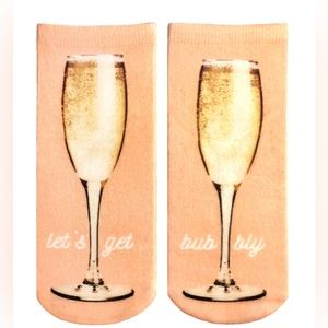 • Living Royal • NWT • Let’s Get Bubbly Ankle Socks • One size fits most